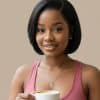 Perruque lace front courte noire lisse en cheveux naturels