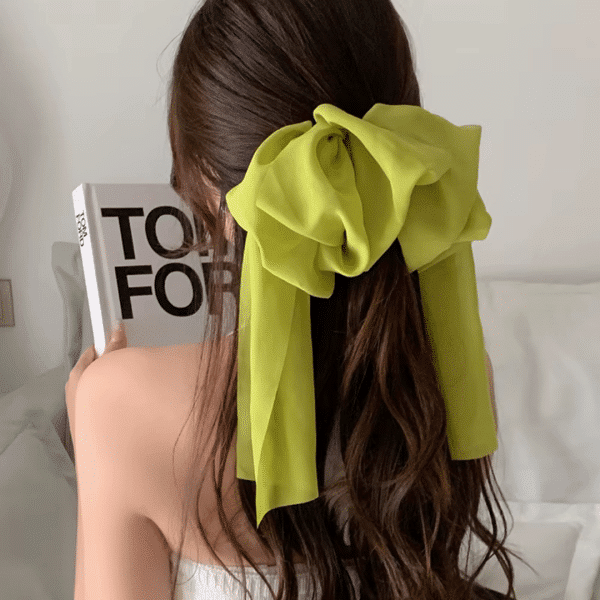 Pince à cheveux à grand nœud bouffant en mousseline et rubans longs