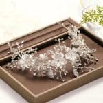 Bandeau-Floral-de-Mariage-avec-Strass-et-Perles-Nacrees-Blanches-galerie-2593