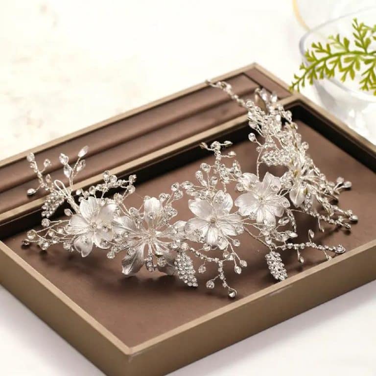 Bandeau-Floral-de-Mariage-avec-Strass-et-Perles-Nacrees-Blanches-galerie-2593