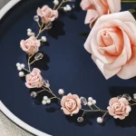 Bandeau-Serre-Tete-Floral-avec-Perles-Nacrees-et-Cristaux-galerie-3949