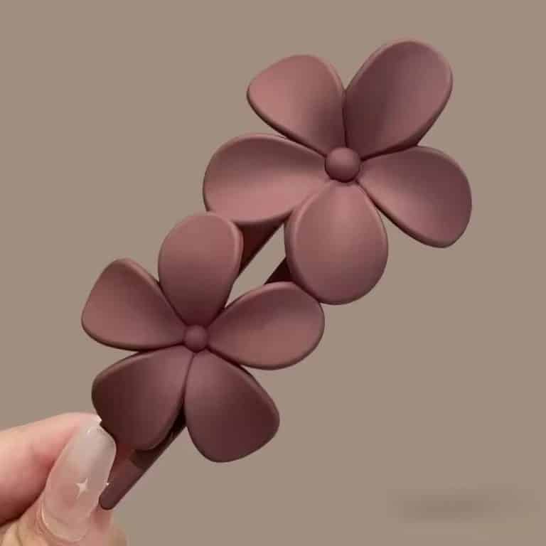 Barrette-a-cheveux-en-forme-petales-arrondis-1483