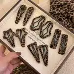 Barrettes à cheveux à motif léopard à formes variées