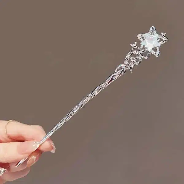 Bâtonnet à cheveux décoratif argenté avec grande étoile nacrée