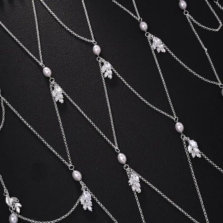 Bijou-de-Tete-avec-Chainettes-Pendantes-Ornees-de-Perles-Cristaux-galerie-8578