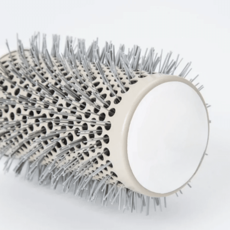 Brosse-ronde-en-ceramique-antistatique-avec-picots-en-nylon-pour-brushing-9458