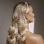 Chaine-de-tete-pour-cheveux-plaque-avec-perles-nacrees-et-strass-4905