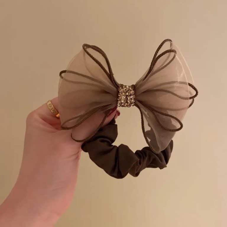 Chouchou-Nud-Papillon-en-Organza-Orne-de-Strass-pour-Cheveux-galerie-1592