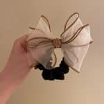 Chouchou-Nud-Papillon-en-Organza-Orne-de-Strass-pour-Cheveux-galerie-9385