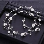 Couronne-pour-Cheveux-avec-Fleurs-Blanches-et-Perles-Nacrees-galerie-3960