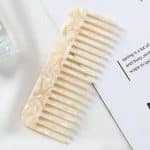 Peigne-Antistatique-avec-Dents-Arrondies-et-Motifs-Decoratifs-Varies-galerie-7322