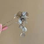 Pic-a-Cheveux-Fleuri-avec-Tiges-en-u-Ondulees-galerie-8546
