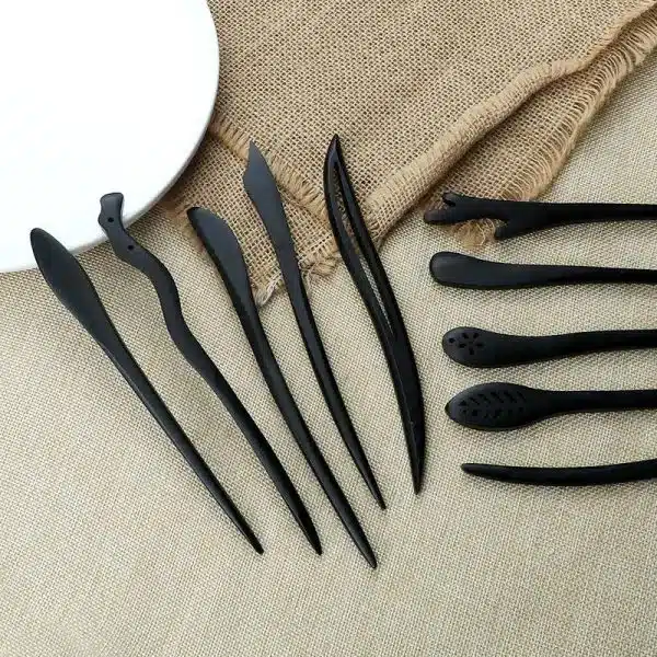 Accueil Pic a Cheveux en Bois Noir de Style Asiatique avec Extremite Sculptee