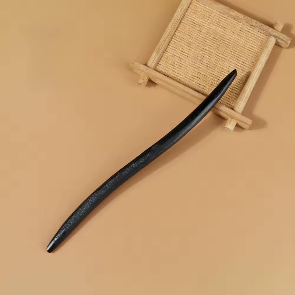 Forcina per capelli in legno nero in stile asiatico con estremità scolpita