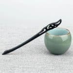 Pics-a-Cheveux-Decoratifs-en-Bois-Noir-avec-Motif-Sculpte-galerie-1803