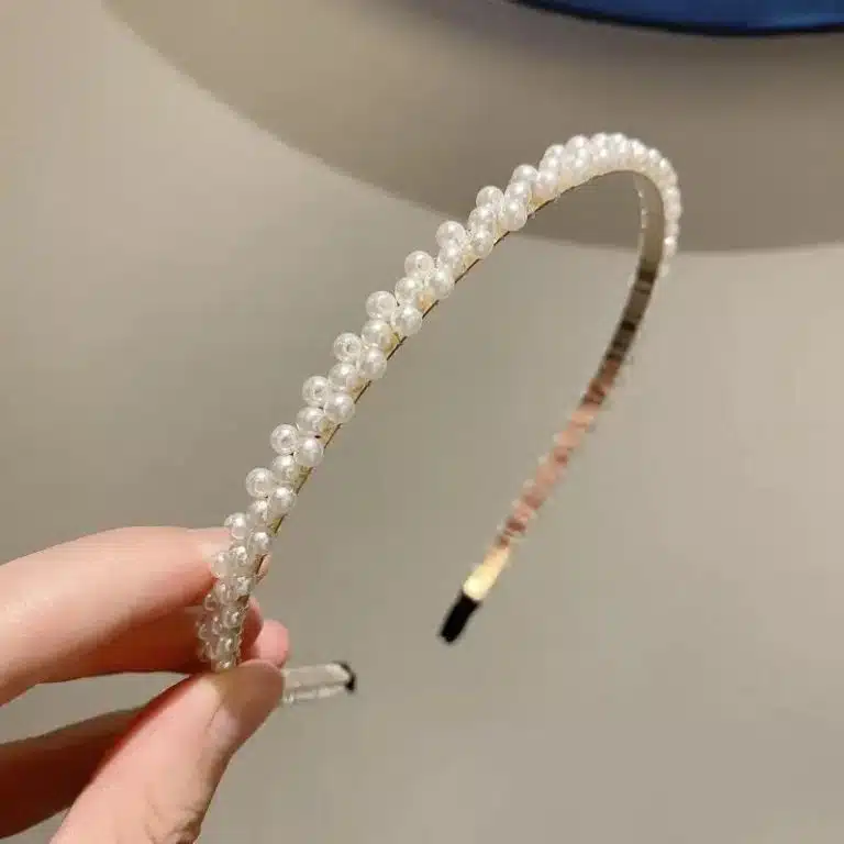 Serre-tête en forme d'arceau incurvé orné de perles nacrées - Perles Doubles Rangs