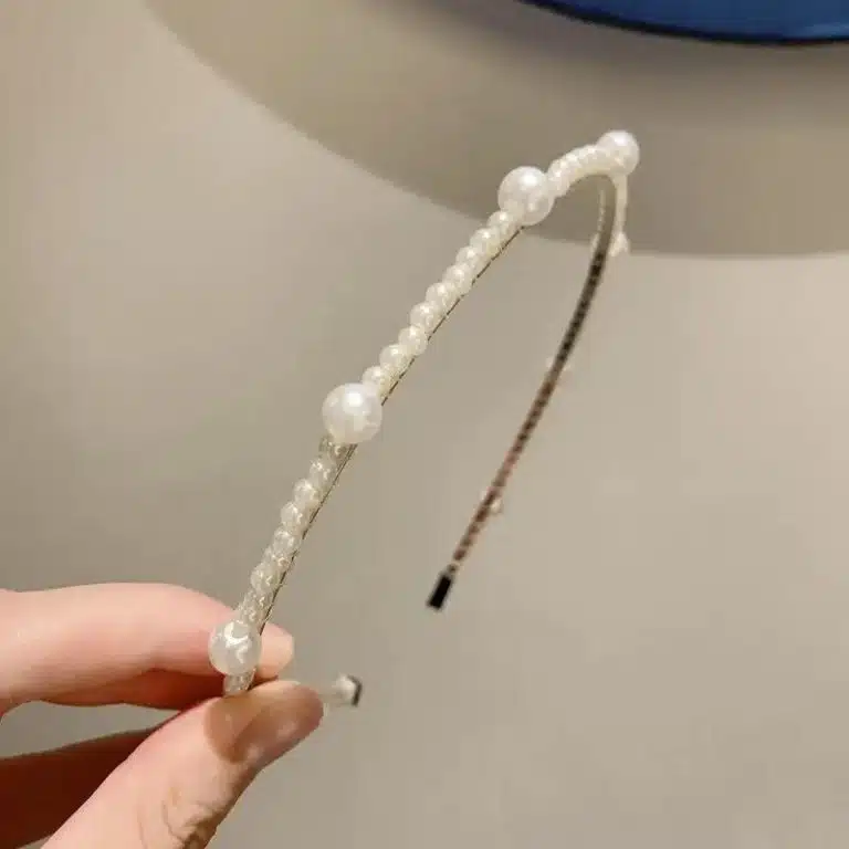 Serre-tête en forme d'arceau incurvé orné de perles nacrées - Perles avec Espacements