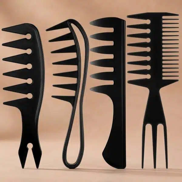 Set de 4 peignes démêlants noirs avec dents larges