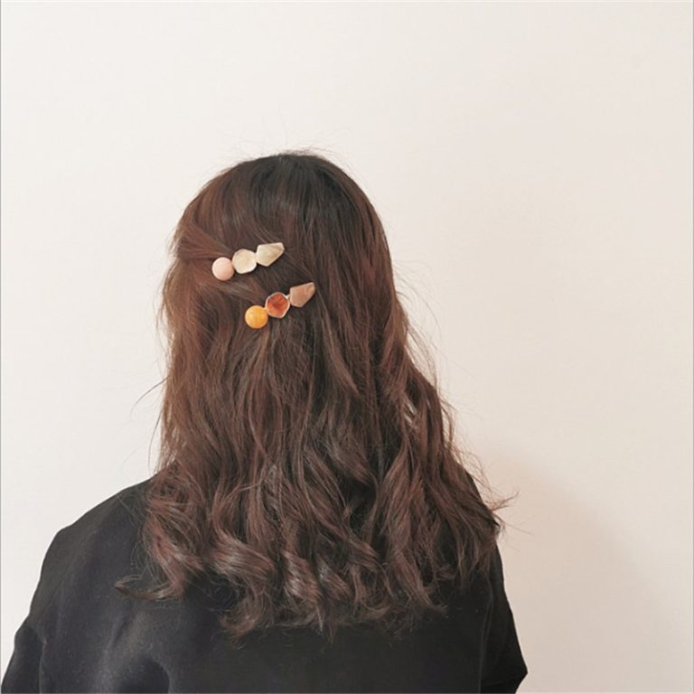 Barrette-ornementale-avec-resine-marbree-et-perle-picture-5