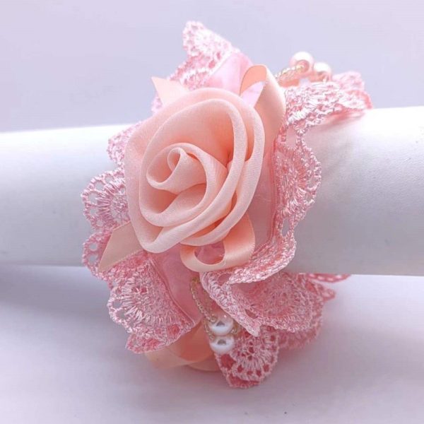 Chouchou en dentelle à rose et perles