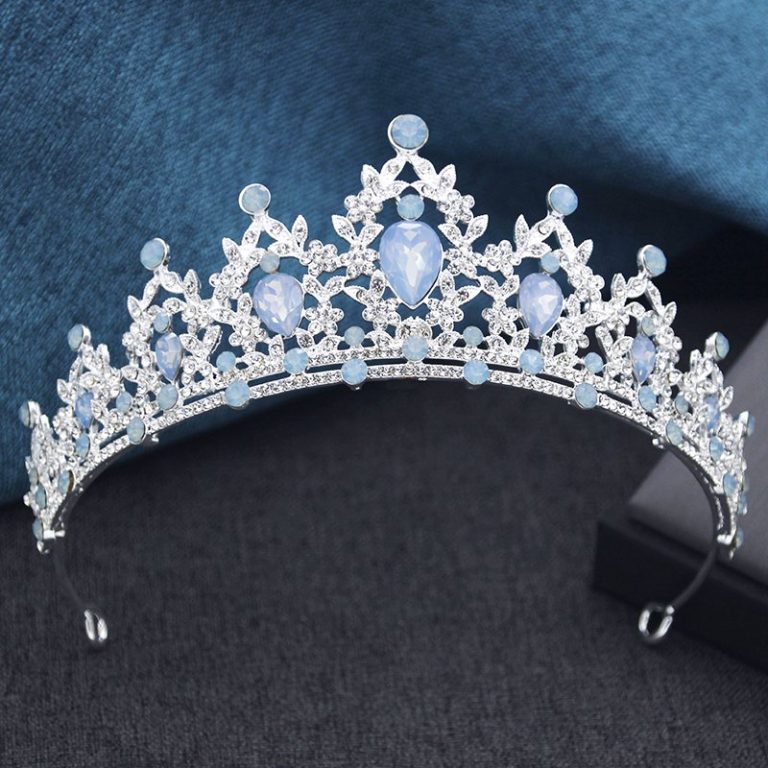 Couronne-mariage-luxe-ornee-de-strass-et-cristaux-avec-motifs-floraux-ajoures-picture-3