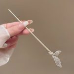 Epingle-a-cheveux-avec-ornements-strass-et-perle-picture-5
