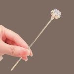 Epingle-a-cheveux-chinois-en-forme-de-fleur-translucide-a-reflets-nacres-doree-picture-3