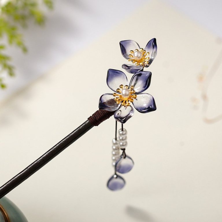 Pic-a-cheveux-decoratif-en-bois-avec-fleurs-et-pendentifs-picture-10