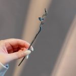Pic-a-chignon-en-alliage-metallique-en-forme-depee-avec-garde-ornementale-picture-10