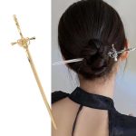 Pic-a-chignon-en-alliage-metallique-en-forme-depee-avec-garde-ornementale-picture-2