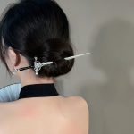 Pic-a-chignon-en-alliage-metallique-en-forme-depee-avec-garde-ornementale-picture-3