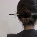 Pic-a-chignon-en-alliage-metallique-en-forme-depee-avec-garde-ornementale-picture-5