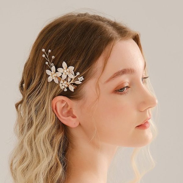 Barrette mariage strass à 3 fleurs roses