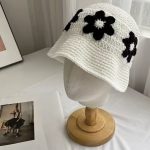 Bob-crochet-femme-fleurie-picture-4-1