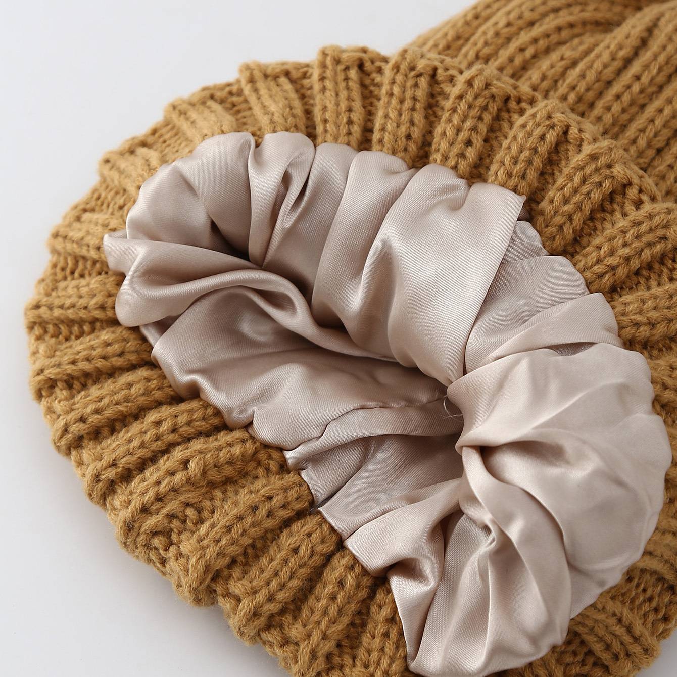 Bonnet-dhiver-en-maille-cotelee-picture-4