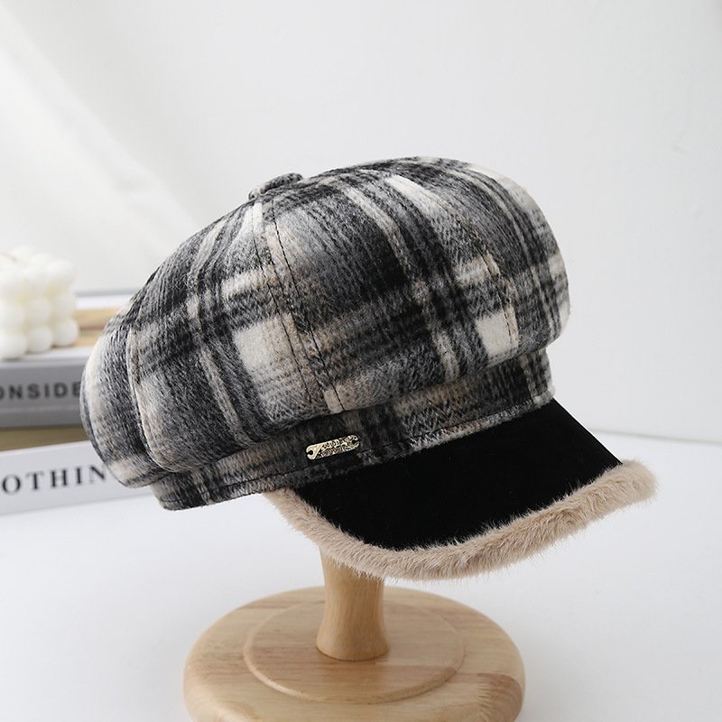 Casquette-gavroche-a-fausse-fourrure-picture-5