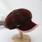 Casquette-gavroche-a-fausse-fourrure-picture-6
