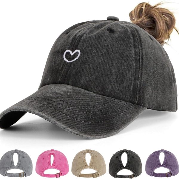 Casquette queue de cheval cœur brodé