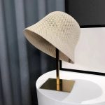 Chapeau-bob-pour-femme-forme-cloche-picture-9