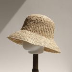 Chapeau-cloche-en-raphia-crochete-picture-5