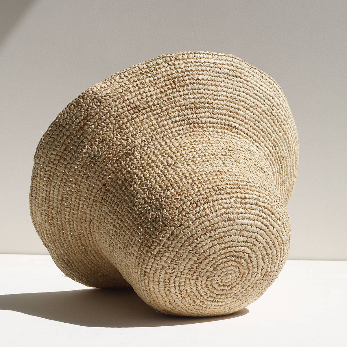 Chapeau-cloche-en-raphia-crochete-picture-6