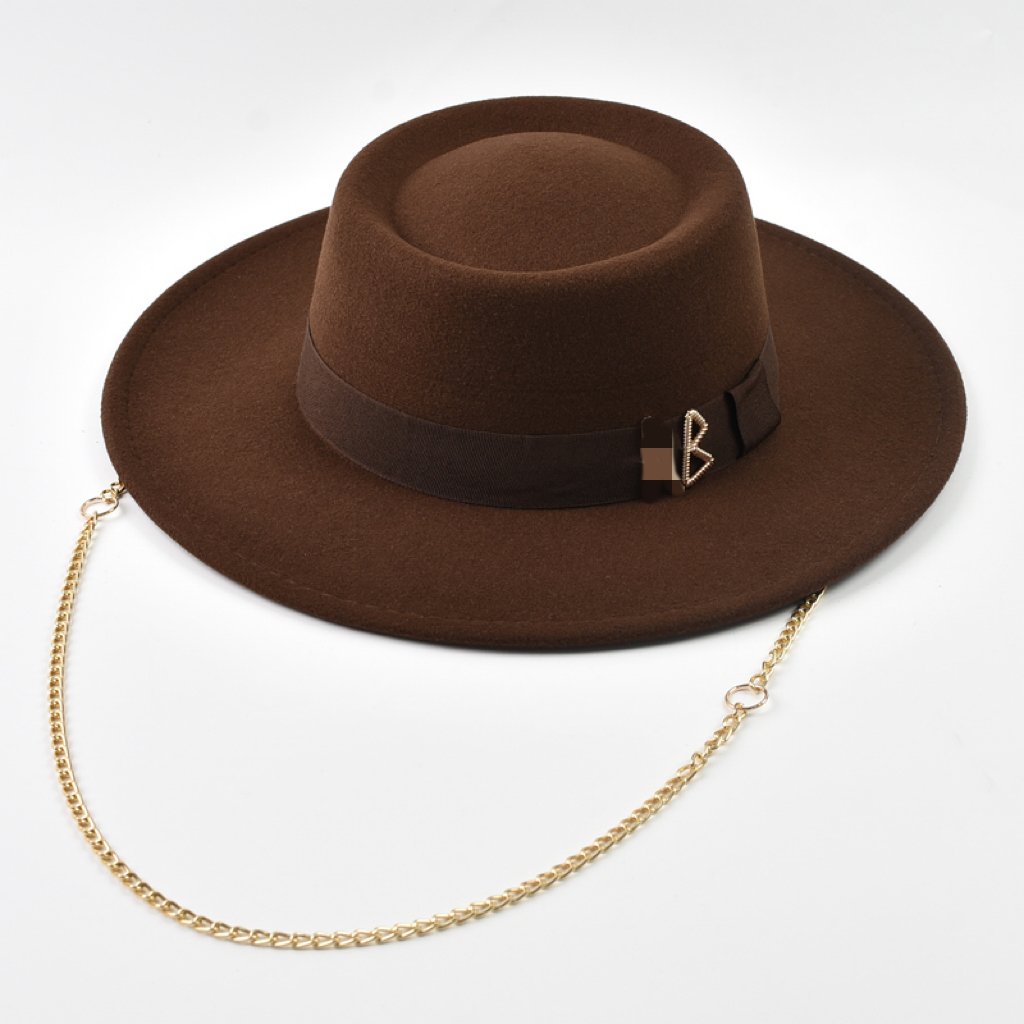 Chapeau-femme-a-chaine-doree-picture-5